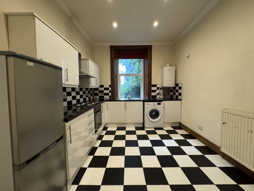 Property photo 3 of 27