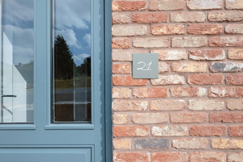 Property photo 2 of 12 Outside