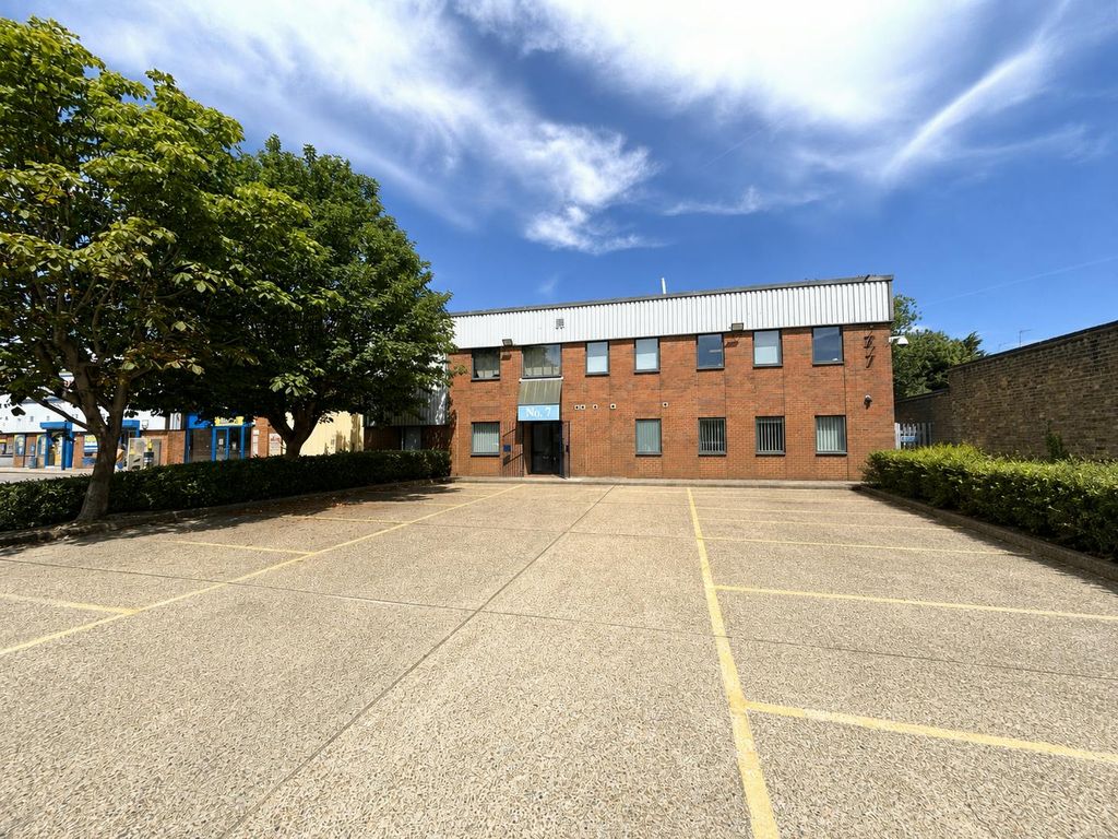 Property photo 1 of 7 Unit 7 Finchley Road.Png