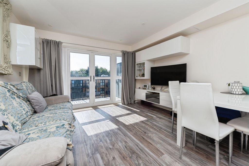 Property photo 1 of 16