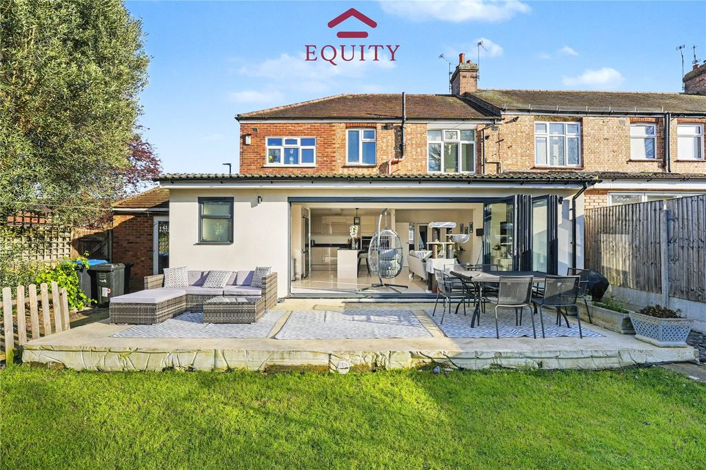 Property photo 1 of 43 Picture No. 28