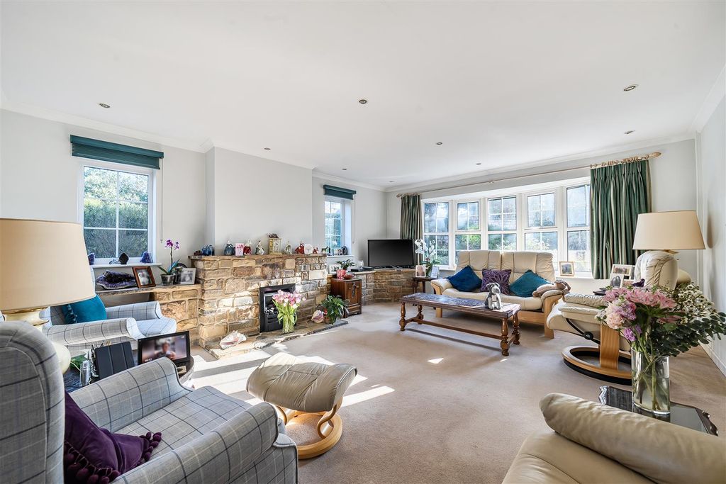 Property photo 2 of 20 1433964-16-69Beccdac5106.Jpg