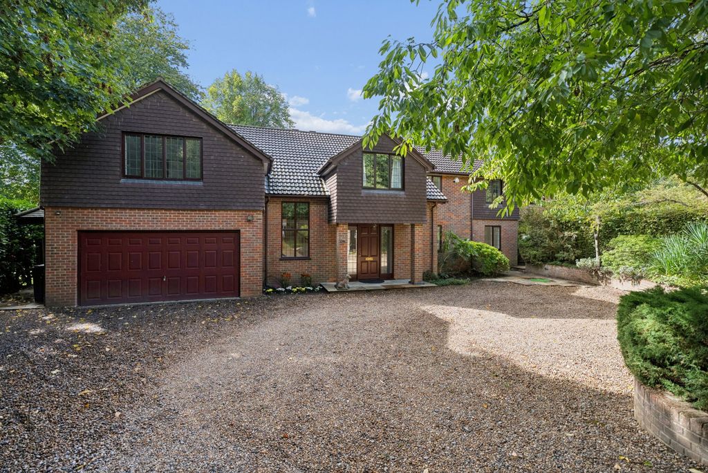 Property photo 1 of 18