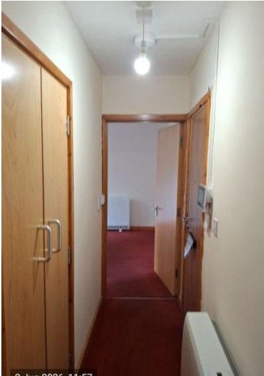 Property photo 2 of 3 Hallway