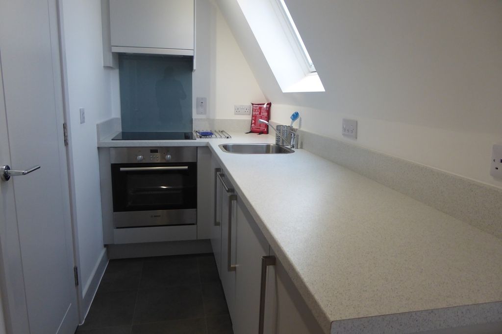 Property photo 3 of 5 Kitchen