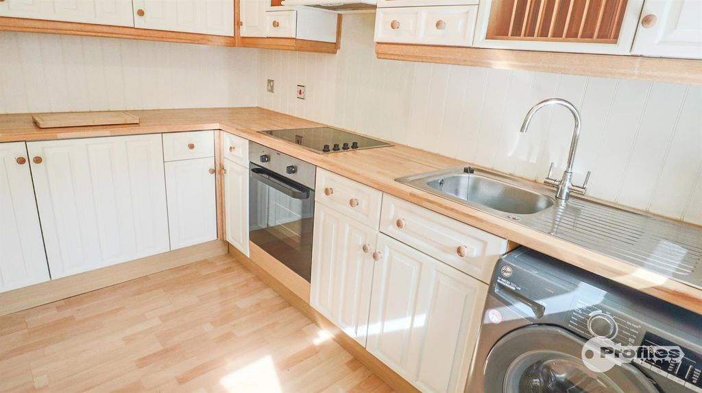 Property photo 3 of 18 Img_9712.Jpg