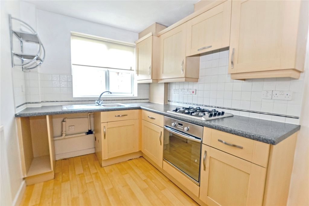 Property photo 2 of 9 Picture No. 08