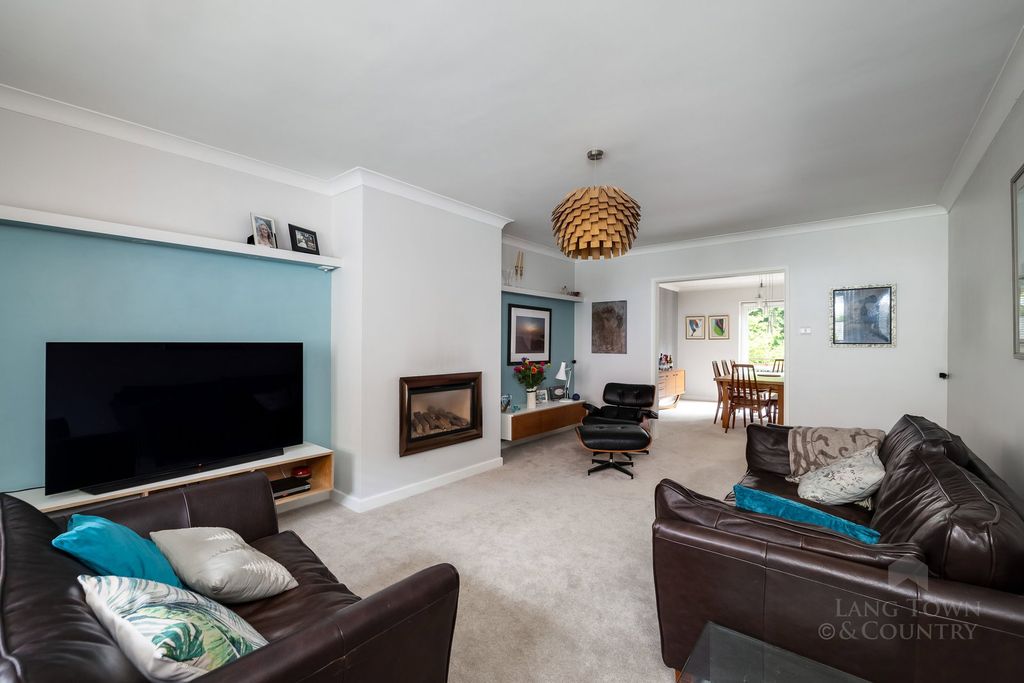 Property photo 3 of 38