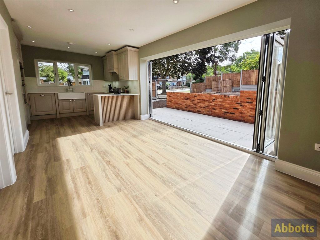 Property photo 1 of 25 Picture No. 36