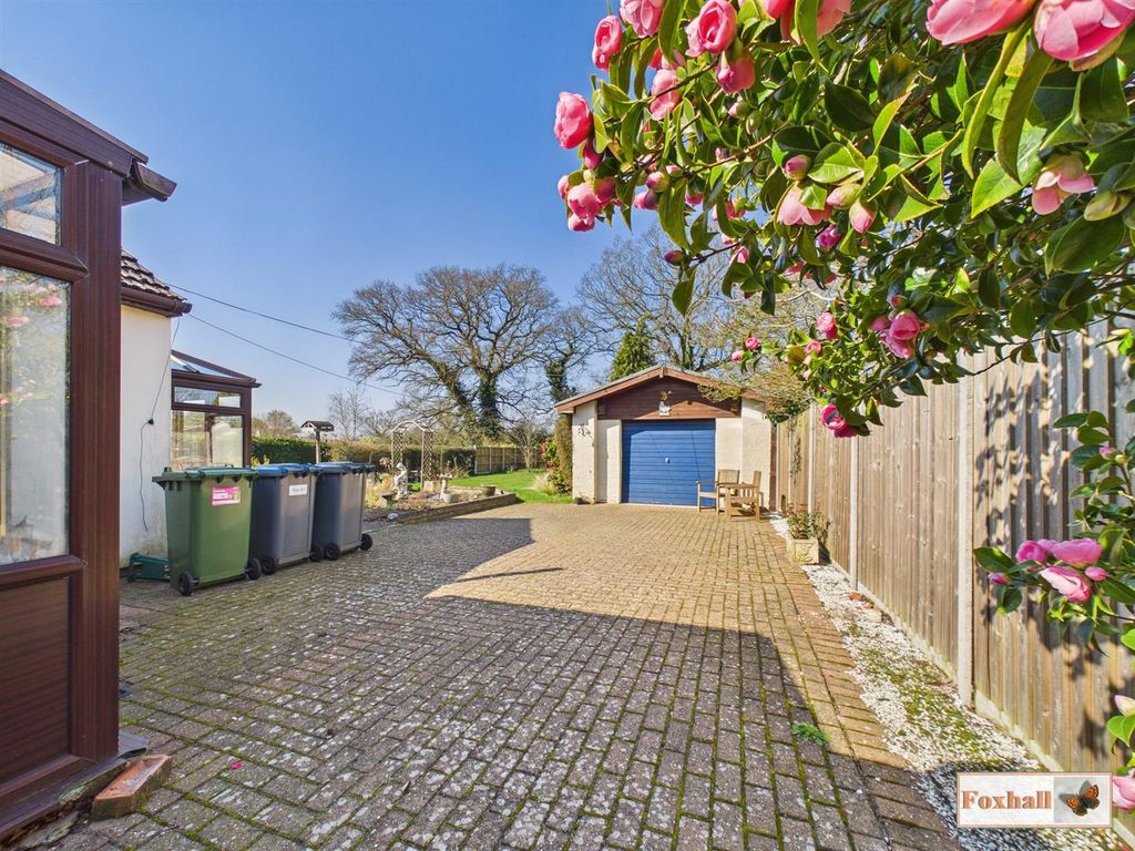 Property photo 2 of 28 Rear Garden