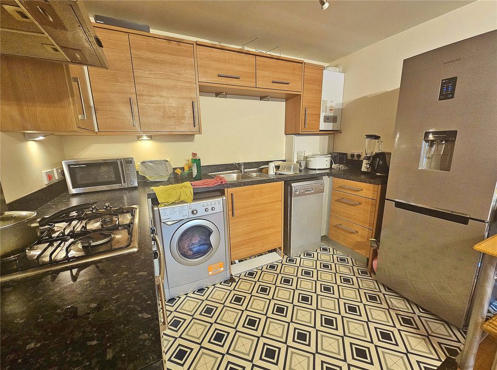 Property photo 3 of 6 Picture No. 09