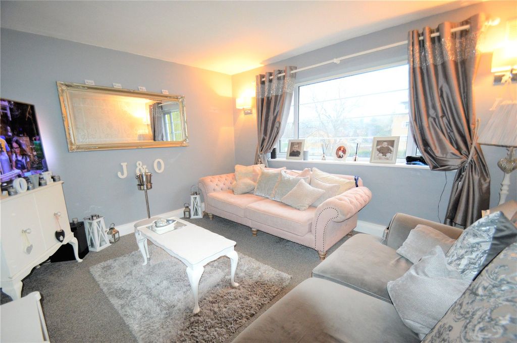 Property photo 3 of 6 Picture No. 07