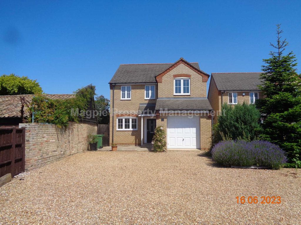 Property photo 1 of 25