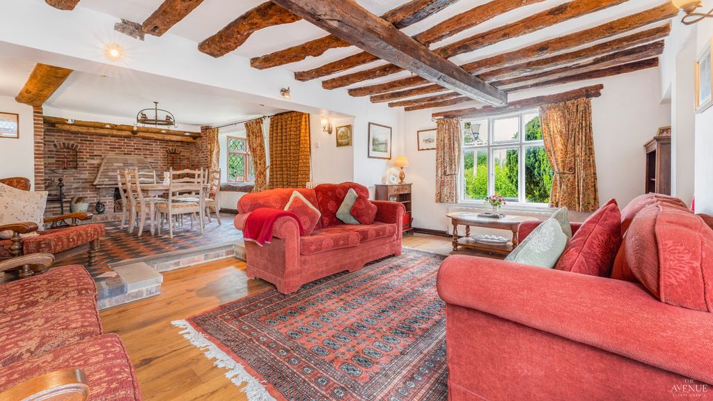 Property photo 3 of 48 3041127