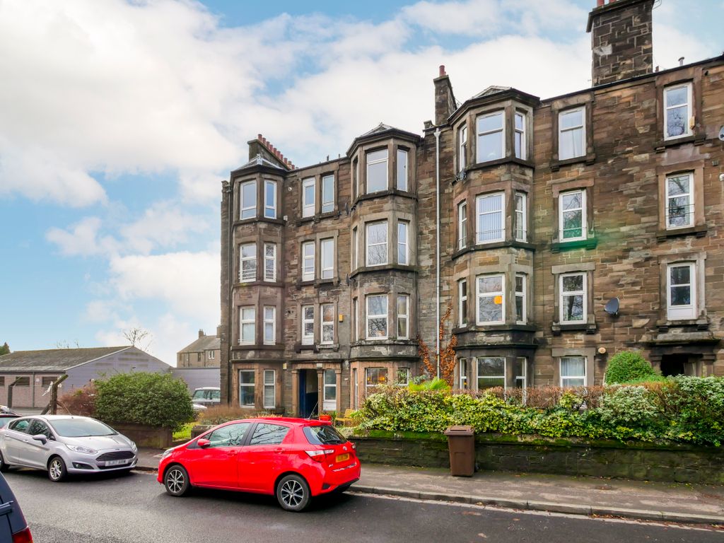 Property photo 1 of 11 Front