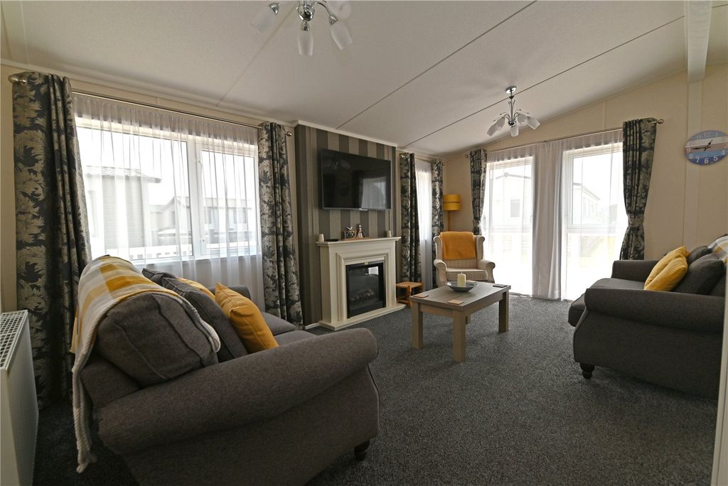 Property photo 3 of 15 Picture No. 03