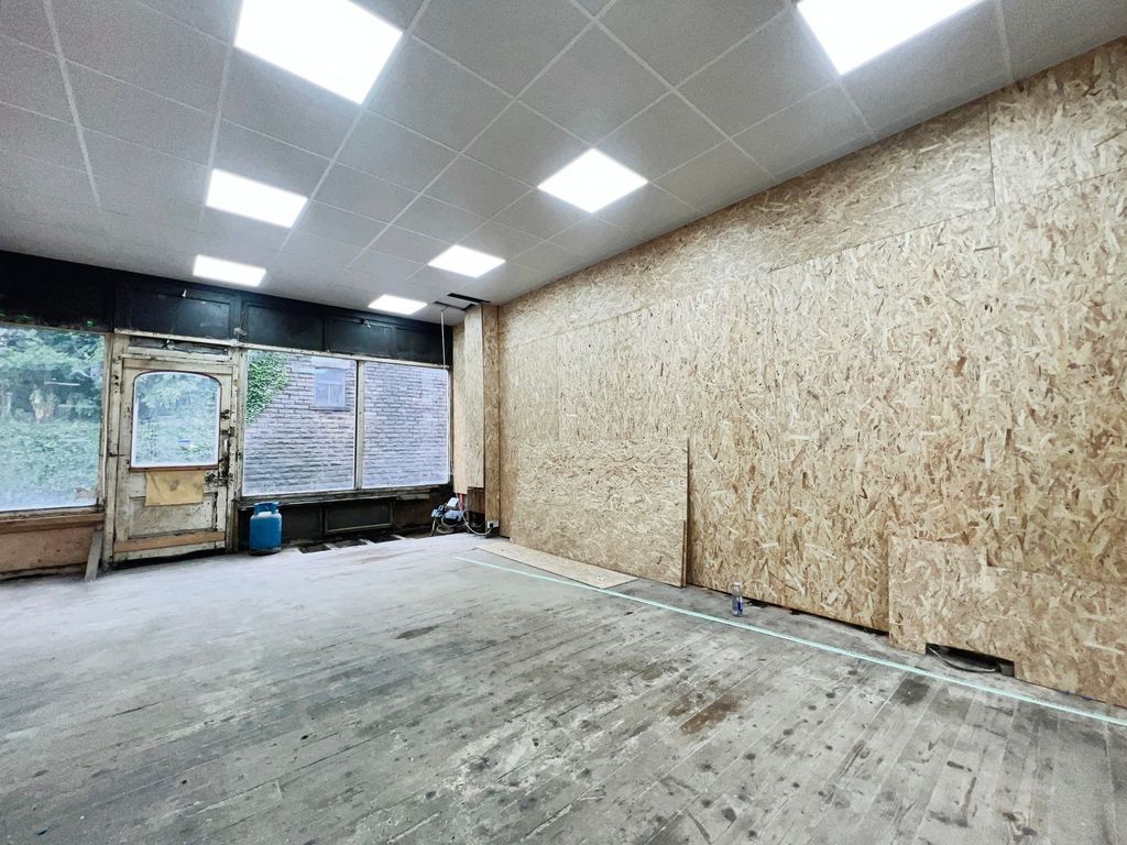 Property photo 2 of 10 Shop Floor