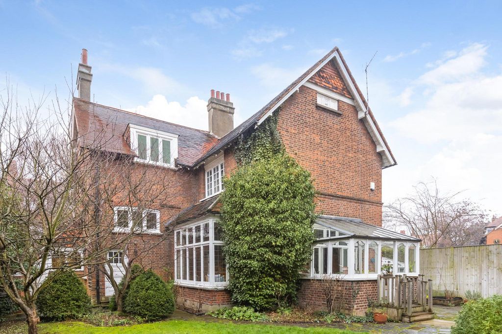 Property photo 3 of 20