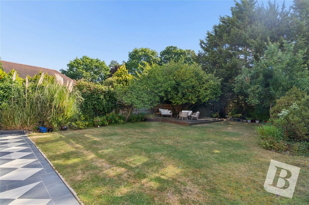 Property photo 1 of 22 Rear Garden