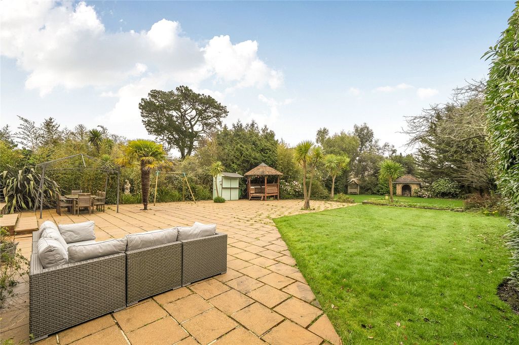 Property photo 3 of 38 Picture No. 10