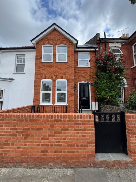 Property photo 1 of 11