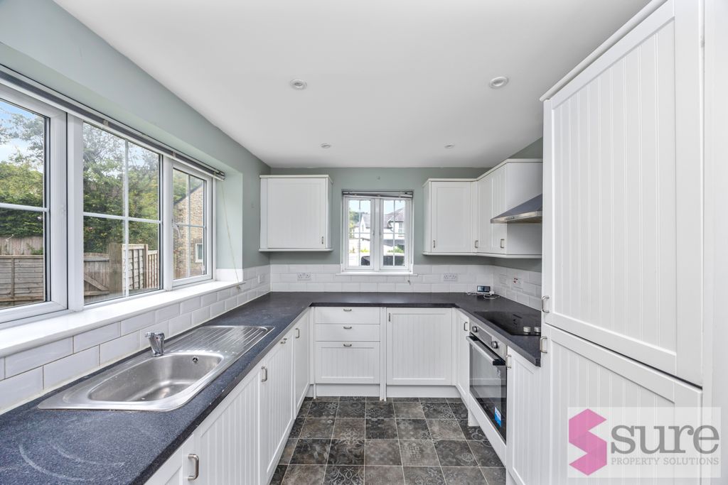 Property photo 2 of 18 Pyecombe Street 6-010