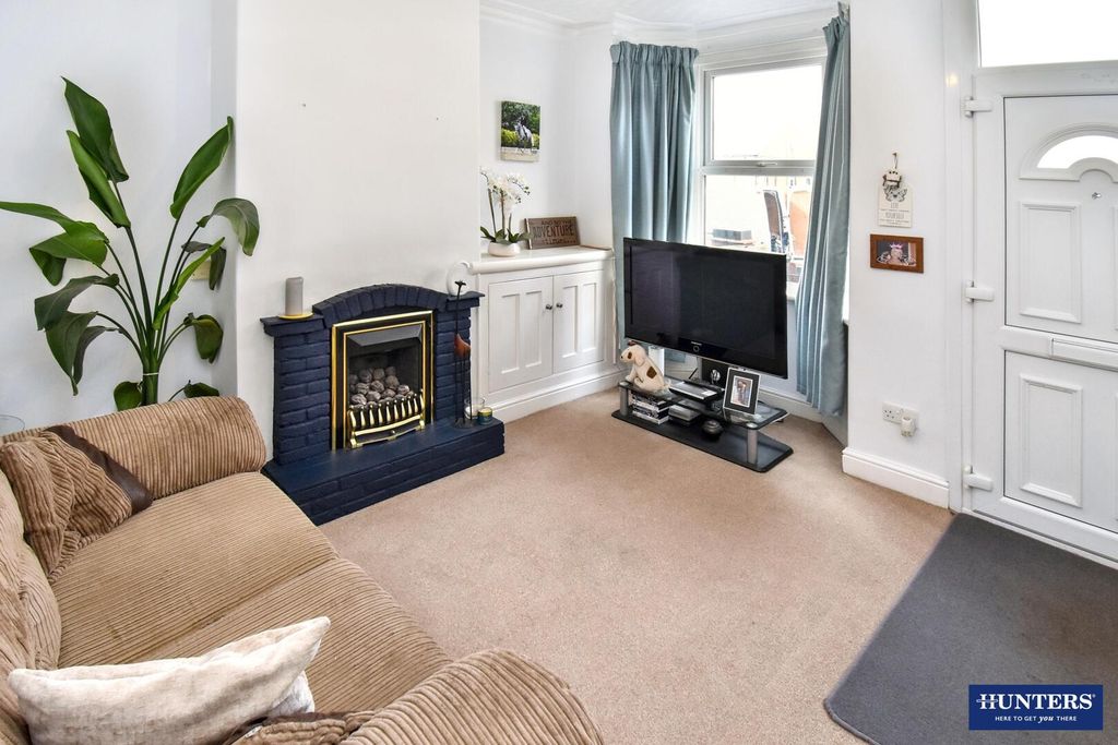 Property photo 2 of 13 Living Room