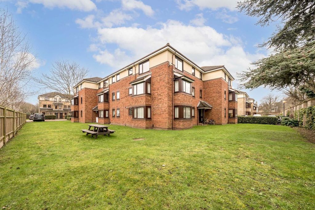 Property photo 1 of 4