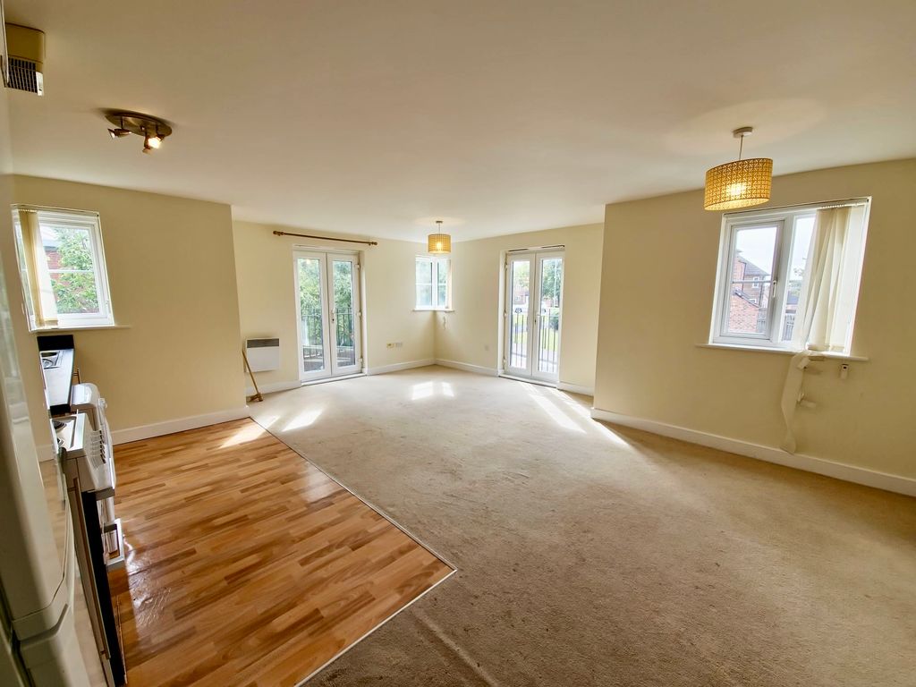 Property photo 2 of 8