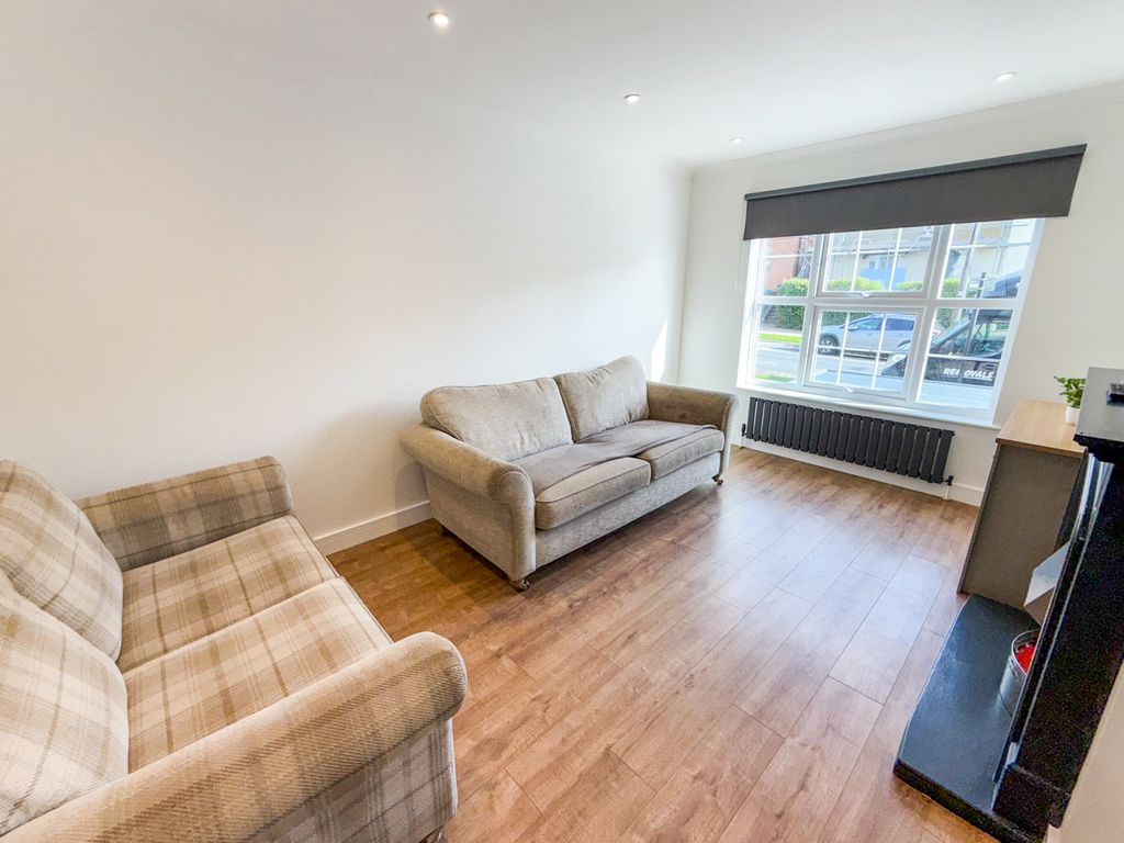 Property photo 3 of 19 Picture No. 14