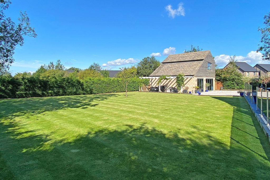 Additional image 9 of 6 bed detached house for saleAsh View Farm, 5 Ash View, Harrogate HG2