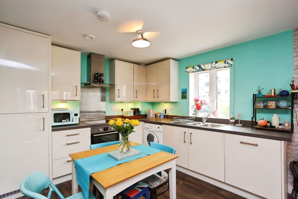 Property photo 3 of 15 Pbox-Img.Jpg