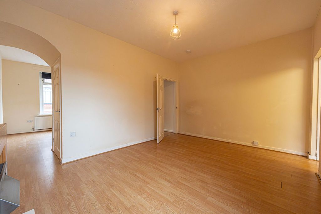 Property photo 1 of 26