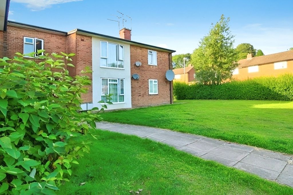 Property photo 1 of 9 External