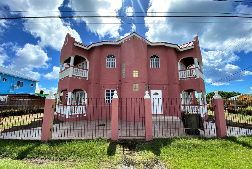 Property photo 1 of 13