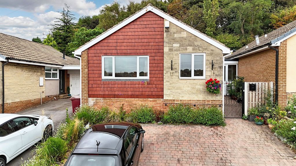 Property photo 1 of 25