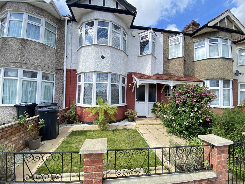 Property photo 1 of 17