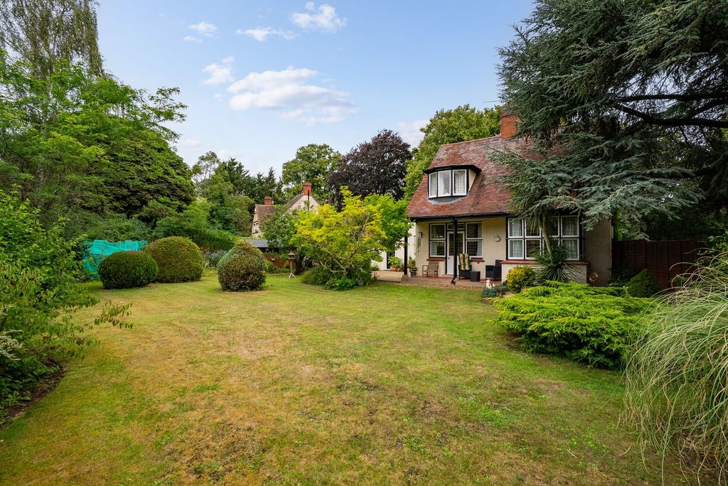 Property photo 2 of 28