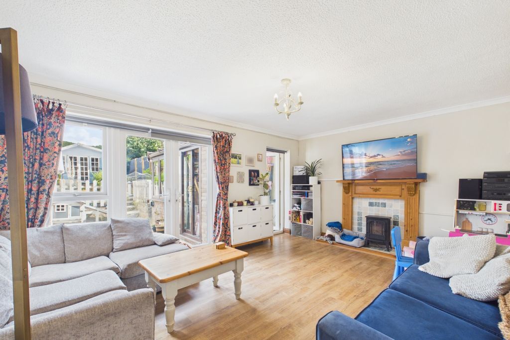 Property photo 2 of 12 Picture No. 05