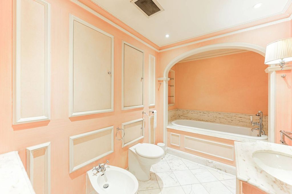 Additional image 21 of 6 bed terraced house to rentUpper Grosvenor Street, Mayfair, London W1K