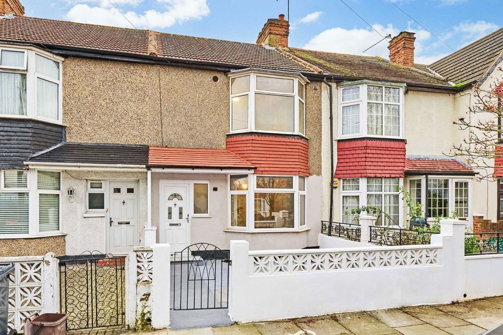 Property photo 1 of 7