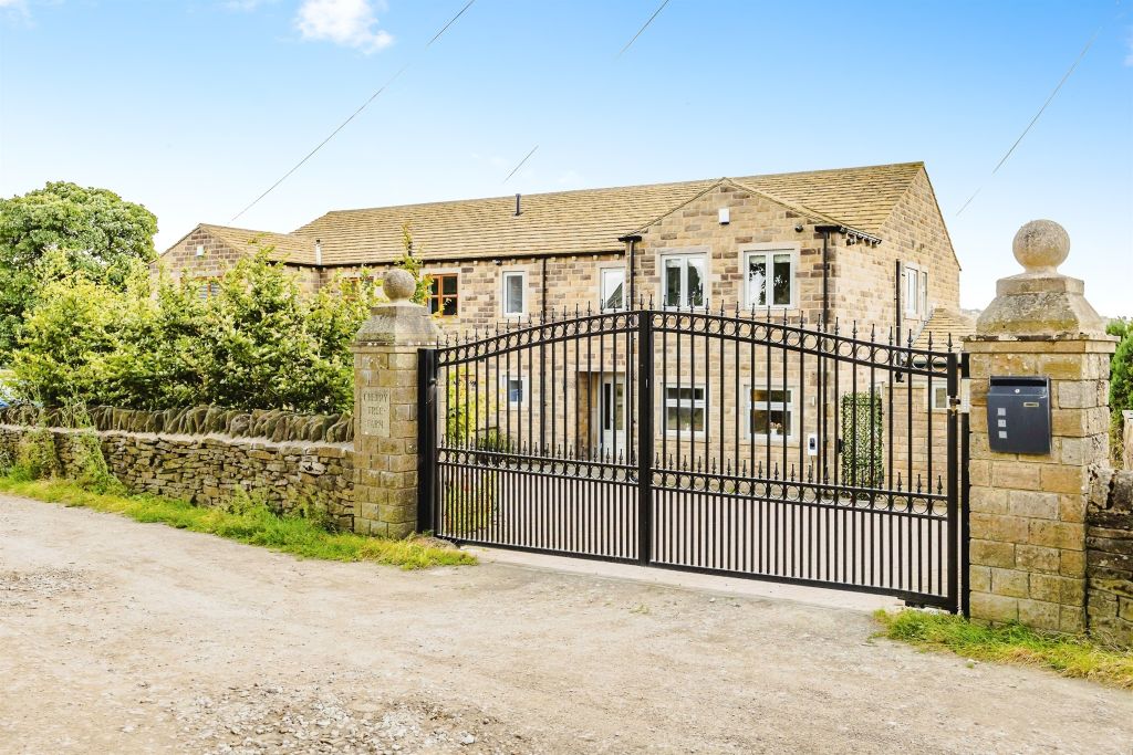 Property photo 2 of 16