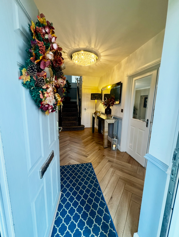 Property photo 2 of 43