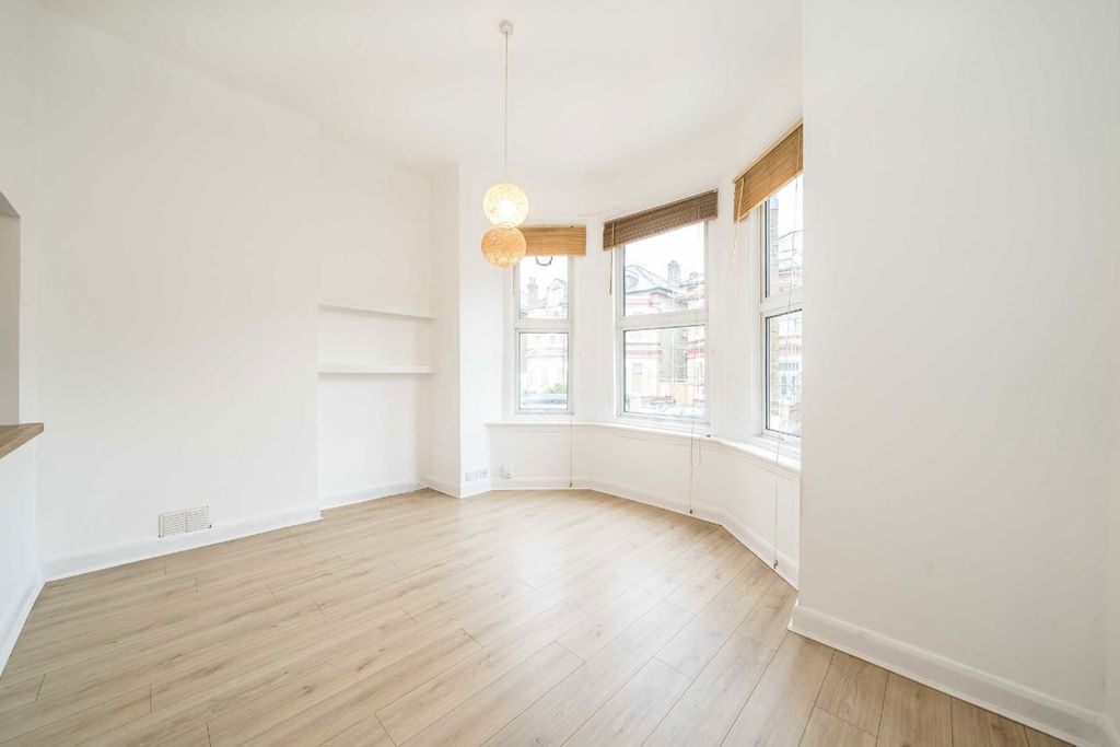 Property photo 3 of 3