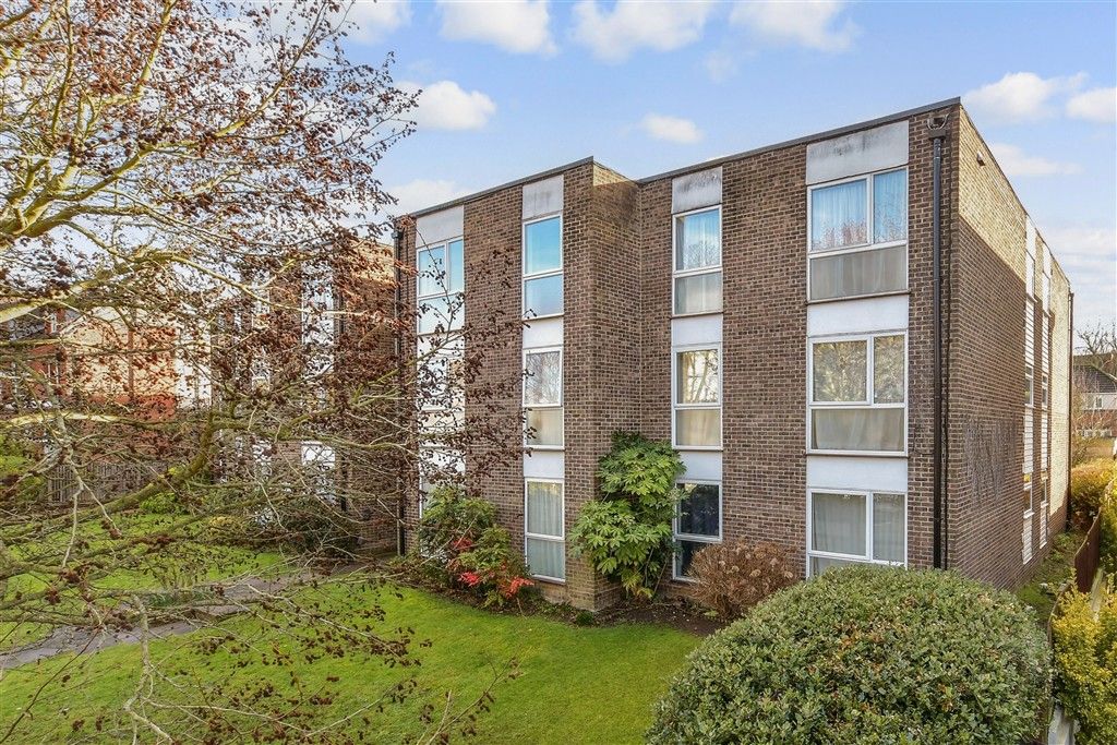 Property photo 1 of 16 External (Web)