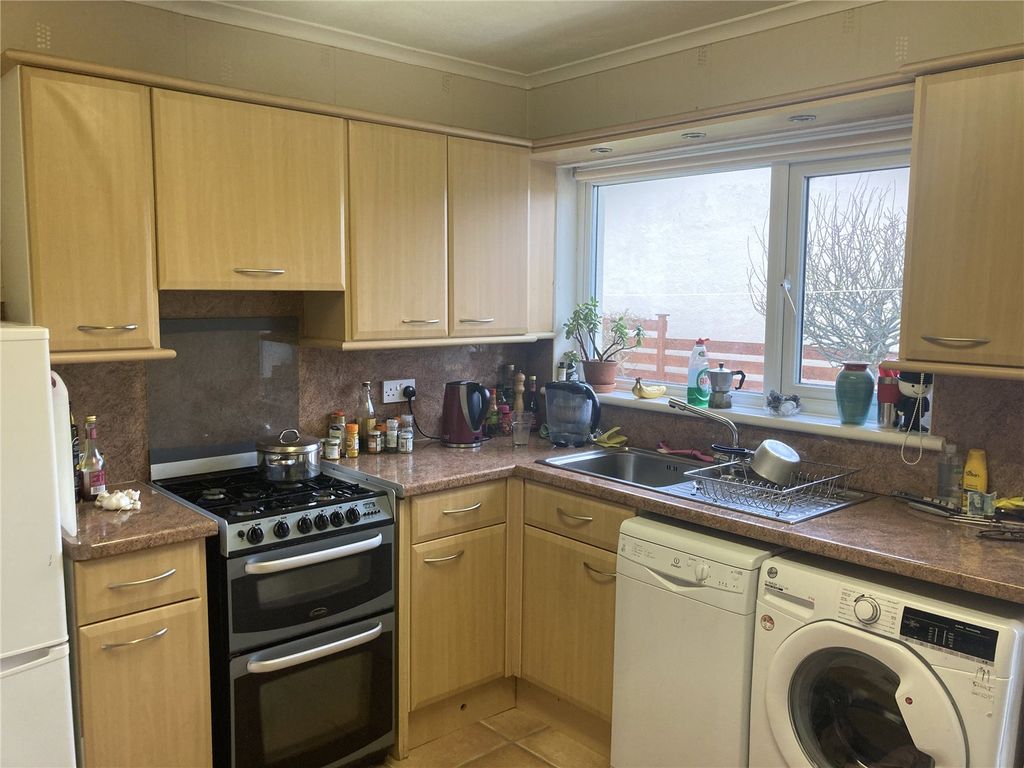 Property photo 2 of 13 Kitchen