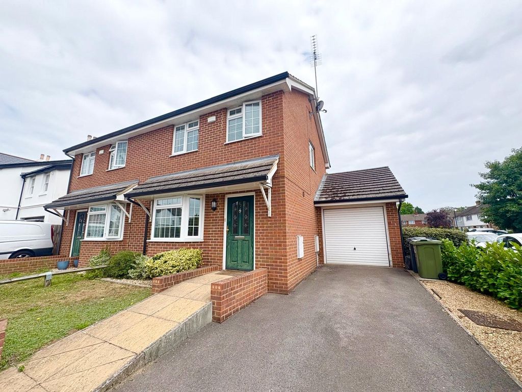 Property photo 1 of 16 Picture No. 04