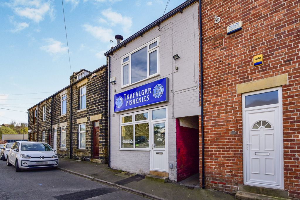 Property photo 1 of 16 Pbox-Img.Jpg