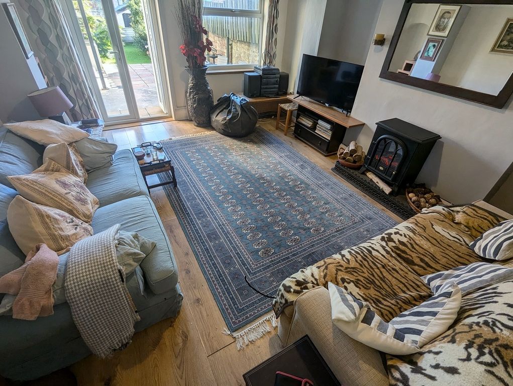 Property photo 2 of 10