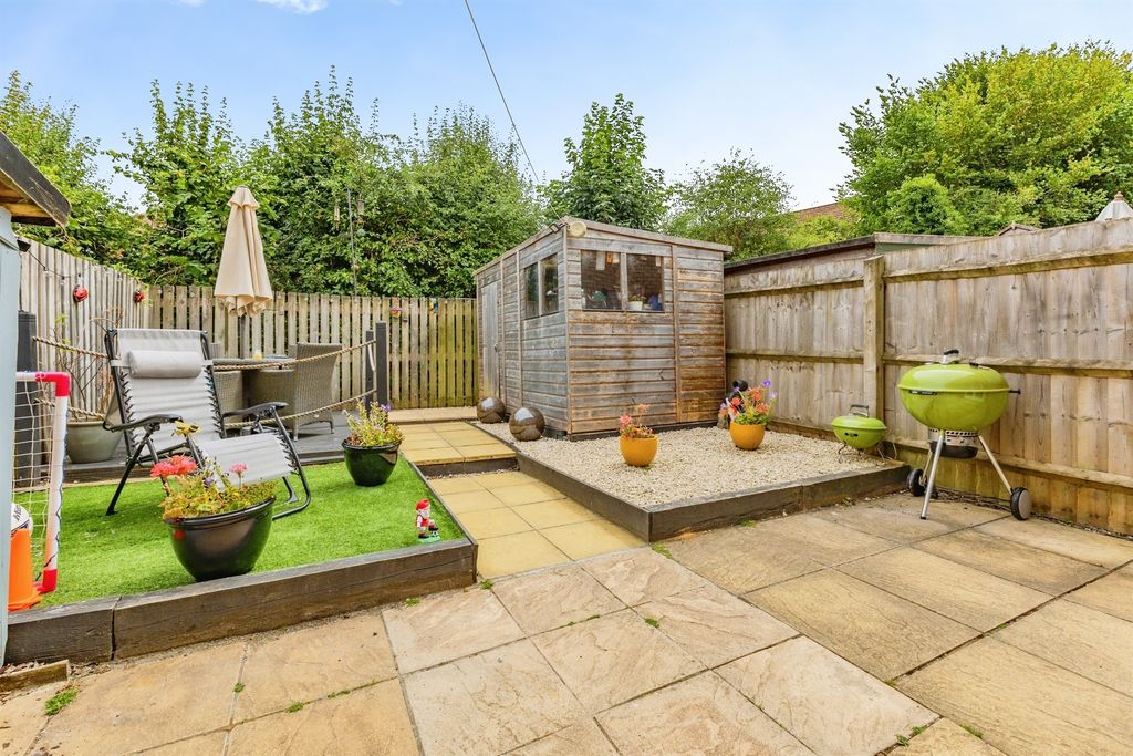 Property photo 2 of 21